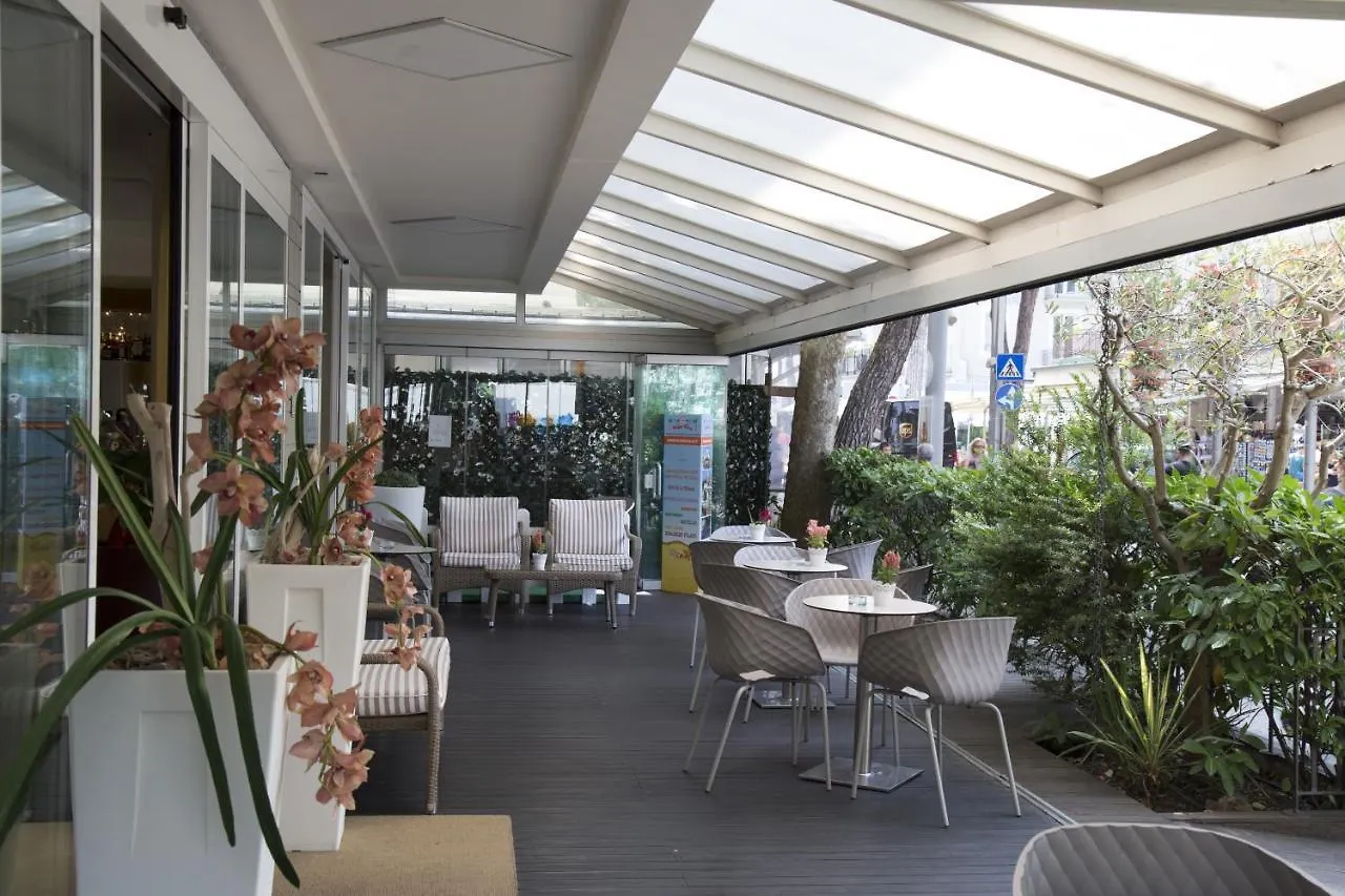 Hotel Mon Pays ريتشيوني إيطاليا