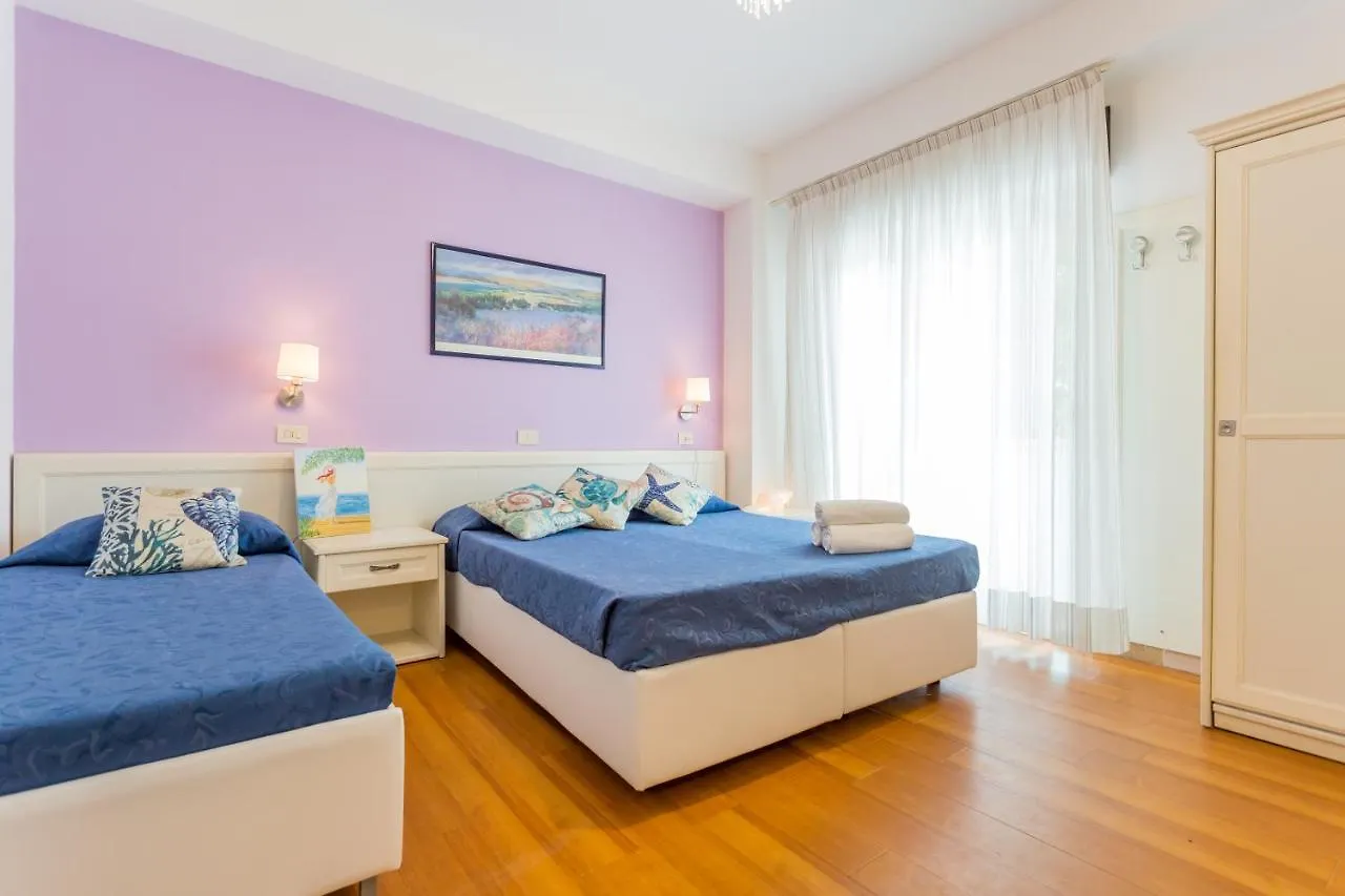 Hotel Mon Pays ريتشيوني