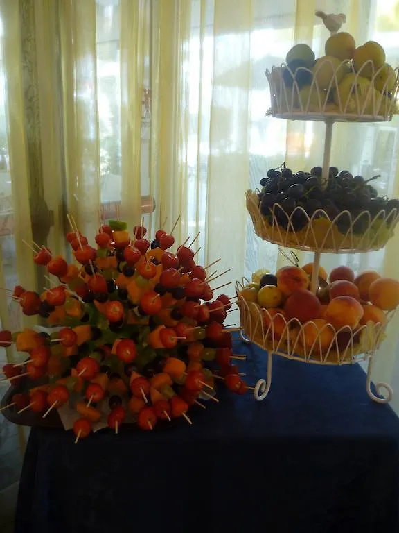 Hotel Mon Pays ريتشيوني
